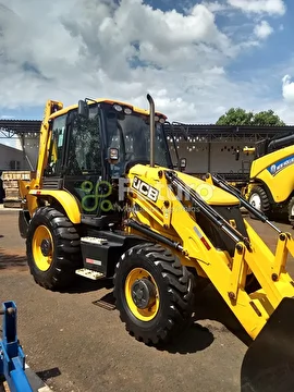 RETROESCAVADEIRA JCB 3C ANO 2023