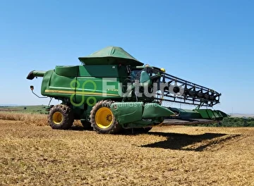 COLHEITADEIRA JOHN DEERE STS 9770 ANO 2013