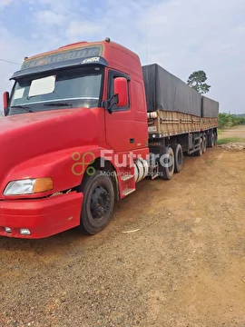 CAMINHÃO VOLVO NH12 ANO 2000