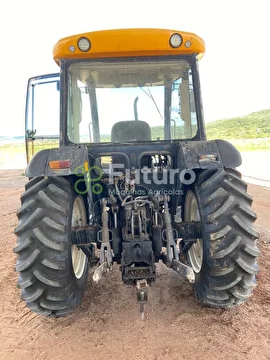 TRATOR VALTRA BM 110 ANO 2003