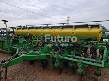 PLANTADEIRA JOHN DEERE 1113 ANO 2011