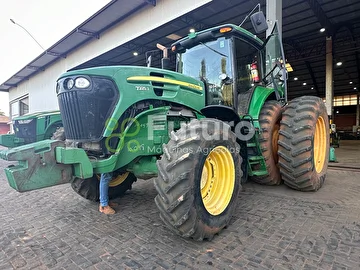 TRATOR JOHN DEERE 7225J ANO 2011