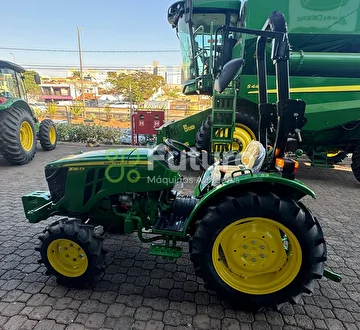 TRATOR JOHN DEERE 3036 ANO 2023