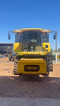 COLHEITADEIRA NEW HOLLAND CR 6080 ANO 2014