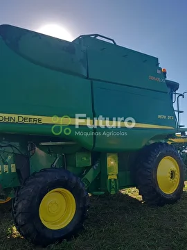 COLHEITADEIRA JOHN DEERE 9570 STS ANO 2012