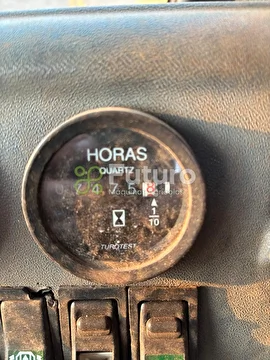 COLHEITADEIRA NEW HOLLAND TC 59 ANO 2000