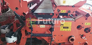 PLANTADEIRA KUHN PG 1300 ANO 2010