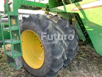 COLHEITADEIRA JOHN DEERE 1570 ANO 2012