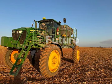 DISTRIBUIDOR JOHN DEERE M4040 ANO 2021