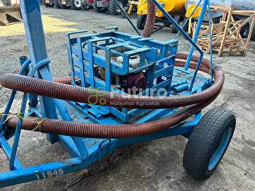 CARRETA ABASTECEDORA DE PULVERIZADOR S/ ANO