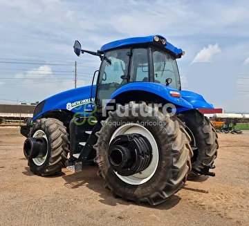 TRATOR NEW HOLLAND T8.385 ANO 2012