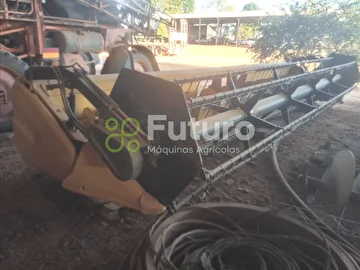 COLHEITADEIRA NEW HOLLAND CR 5080 ANO 2014