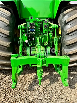 TRATOR JOHN DEERE 8260R ANO 2014