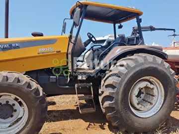 TRATOR VALTRA BM 125 ANO 2014