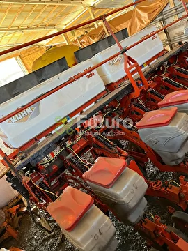 PLANTADEIRA KUHN PDM PG 900 ANO 2013