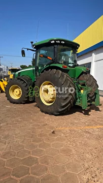 TRATOR JOHN DEERE 8335R ANO 2012