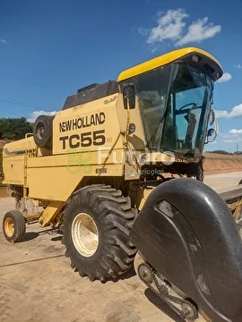 COLHEITADEIRA NEW HOLLAND TC 55 ANO 2004