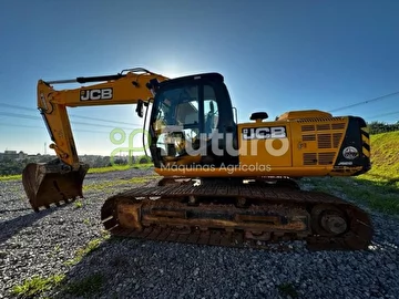 ESCAVADEIRA JCB JS220 ANO 2021