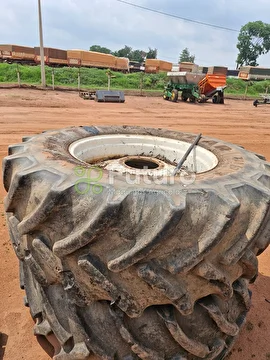 TRATOR NEW HOLLAND T8.385 ANO 2012