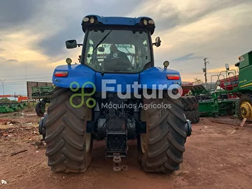 TRATOR NEW HOLLAND T8.385 ANO 2013