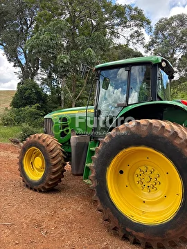 TRATOR JOHN DEERE 6180J ANO 2013