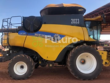 COLHEITADEIRA NEW HOLLAND CR 7.80 ANO 2023