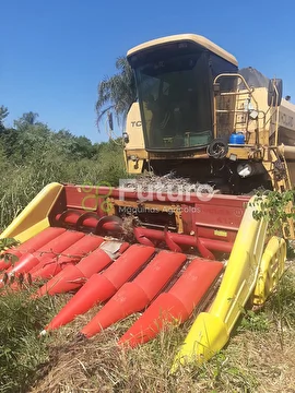 COLHEITADEIRA NEW HOLLAND TC 57 ANO 1998