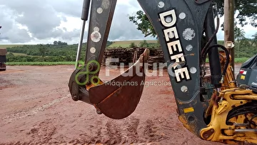 RETROESCAVADEIRA JOHN DEERE 310K ANO 2014