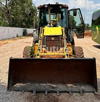 RETROESCAVADEIRA NEW HOLLAND B110B ANO 2019