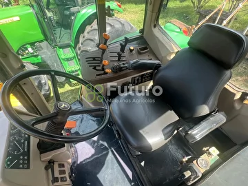 TRATOR JOHN DEERE 6165J ANO 2014