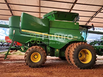 COLHEITADEIRA JOHN DEERE S680 ANO 2015