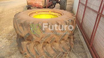 TRATOR JOHN DEERE 7715 ANO 2010