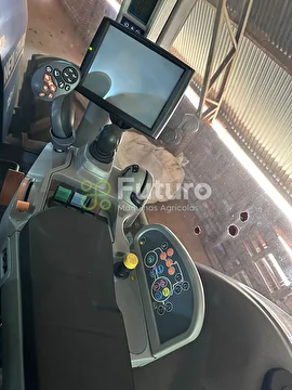 TRATOR NEW HOLLAND T8.385 ANO 2014