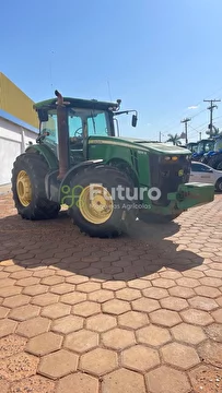 TRATOR JOHN DEERE 8335R ANO 2012