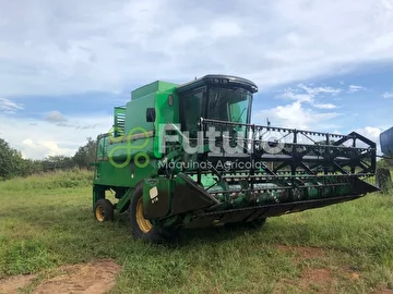 COLHEITADEIRA JD 7500 C/ PLAT 16 PÉS