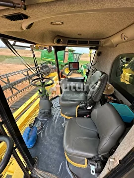 COLHEITADEIRA NEW HOLLAND CR 9080 ANO 2016